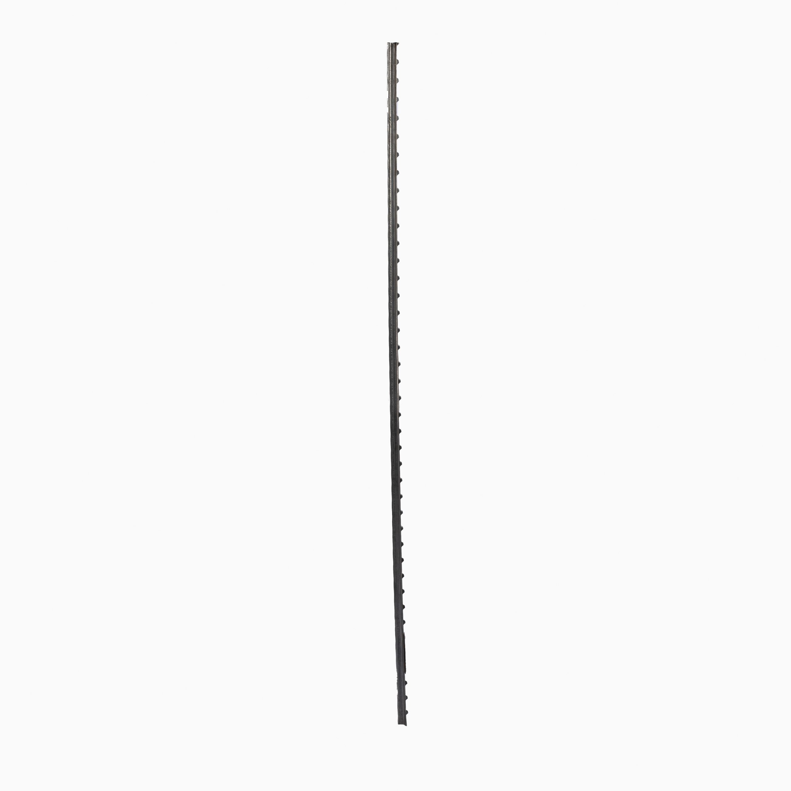 T-Posts – In Line Stakes, Heavy - Image 3
